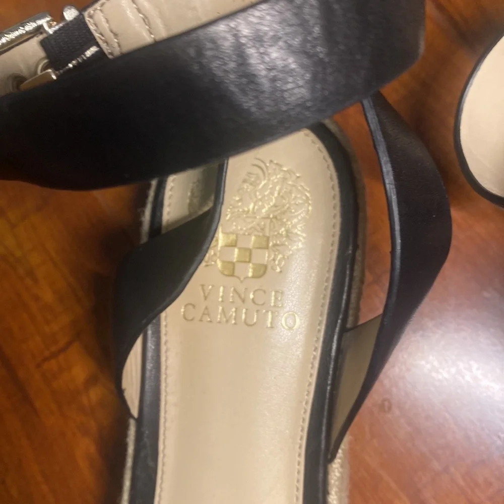 Pre-Owned VINCE CAMUTO KATHALIA PLATFORM ESPADRILLE LEOPARD PRINT SHOES